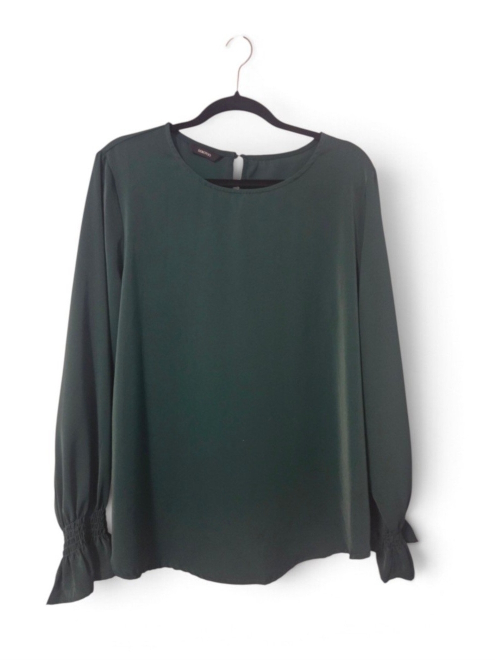 Women's Long-Sleeve Round-Neck Blouse in Forest Green